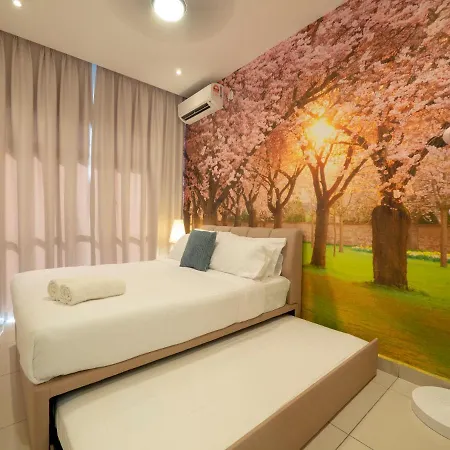 Seaview Condo Near Rf Mall, Food Court & Free Netflix Johor Bahru Exterior photo
