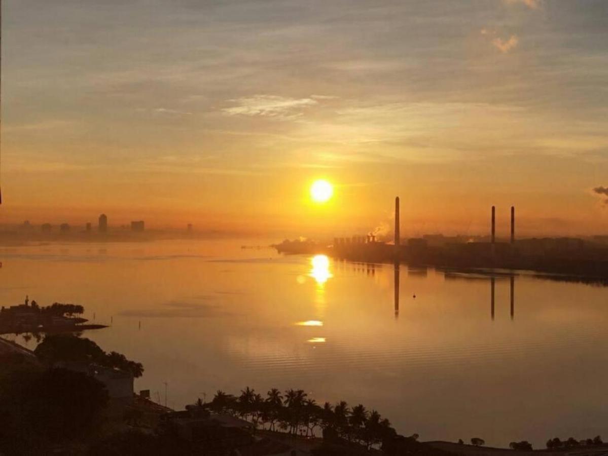 Seaview Near Rf Mall, Food Court & Free Netflix Pangsapuri