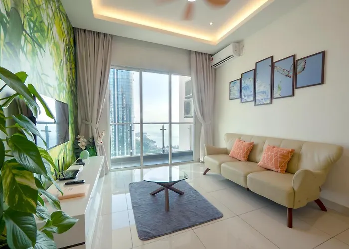 Seaview Condo Near Rf Mall, Food Court & Free Netflix