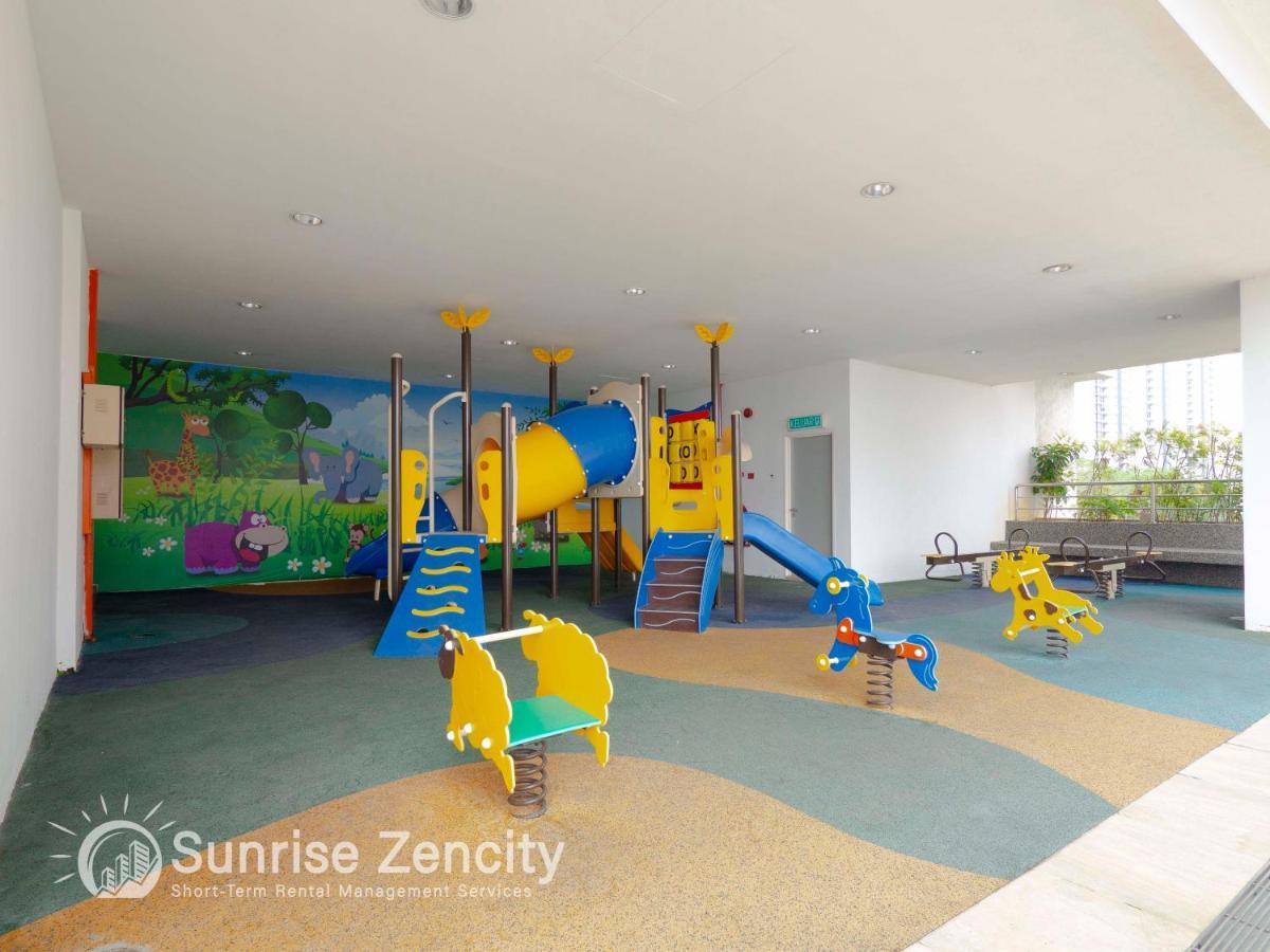 Apartment Seaview Near Rf Mall, Food Court & Free Netflix Johor Bahru